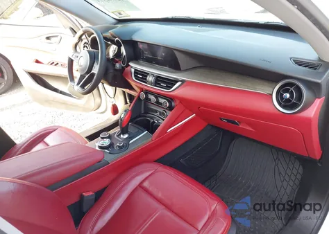 2019 Alfa Romeo Stelvio Ti Awd z USA, uszkodzony, nr VIN ZASPAKBN2K7C51944